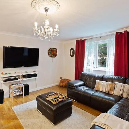 Beautiful And Cosy 2 Bedroom Flat London Kültér fotó