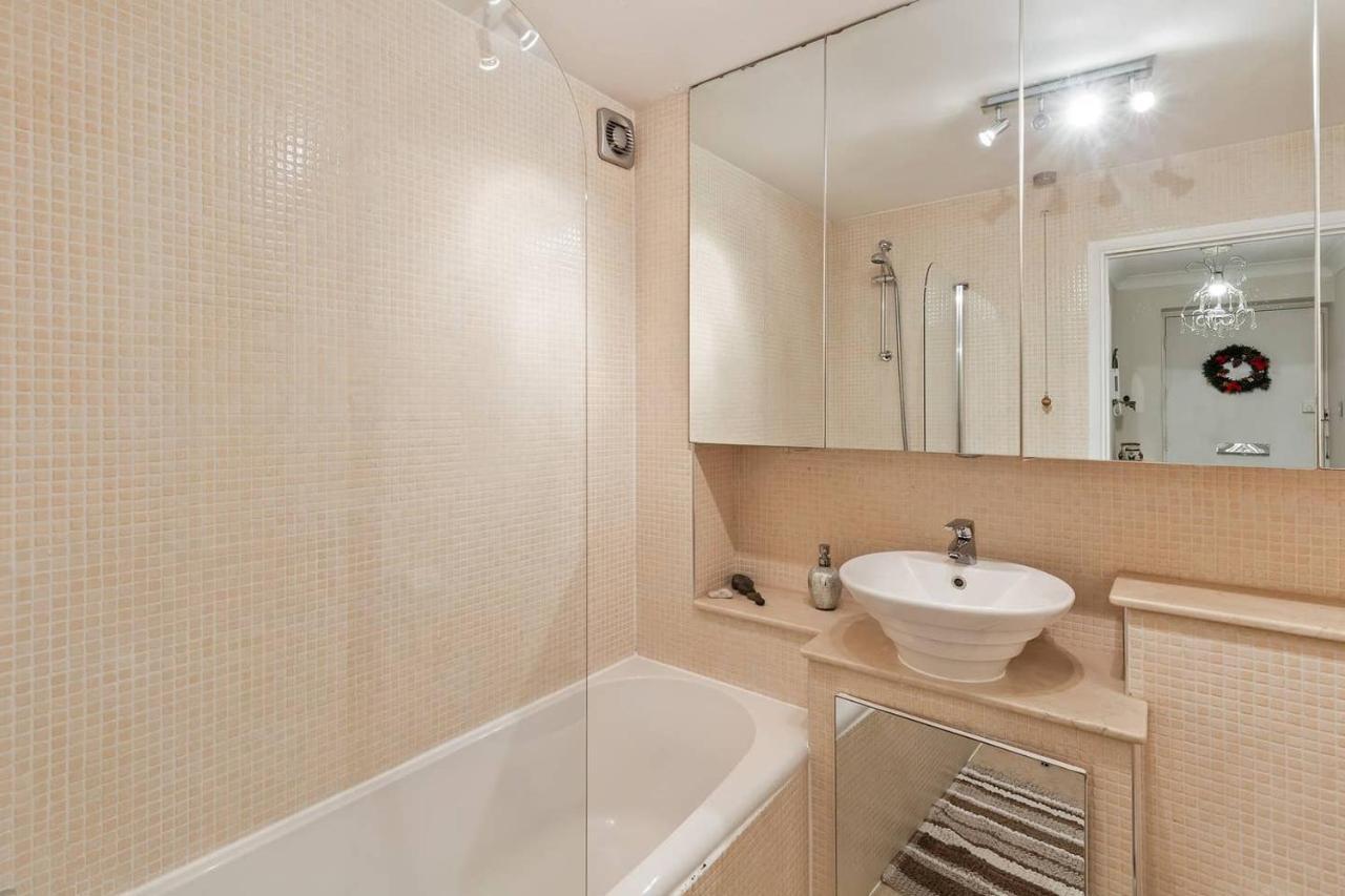 Beautiful And Cosy 2 Bedroom Flat London Kültér fotó